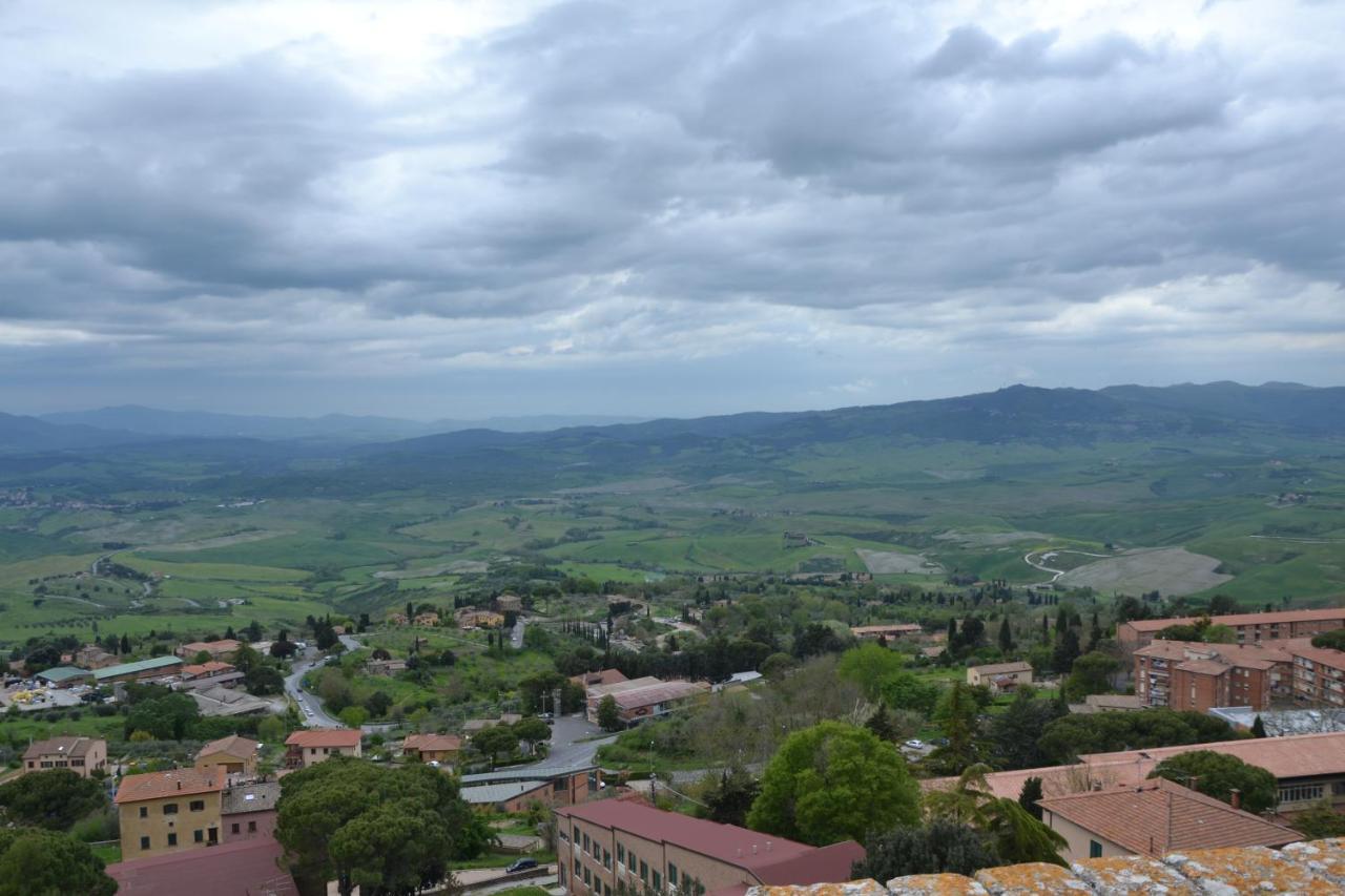 Appartamento Il Nido Dei Priori Volterra Esterno foto