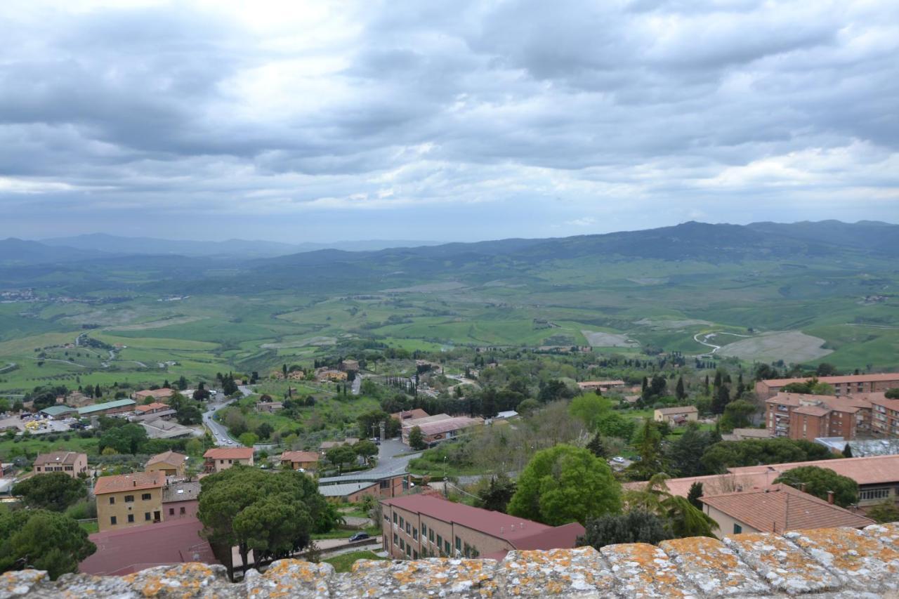 Appartamento Il Nido Dei Priori Volterra Esterno foto