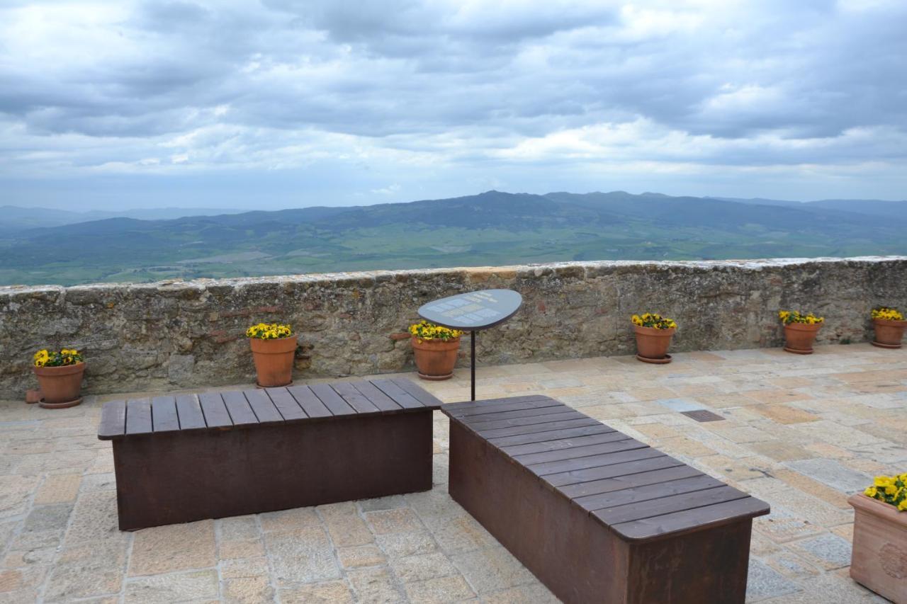Appartamento Il Nido Dei Priori Volterra Esterno foto