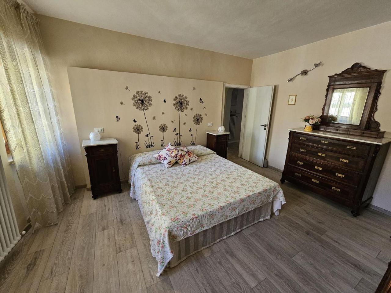 Appartamento Il Nido Dei Priori Volterra Esterno foto